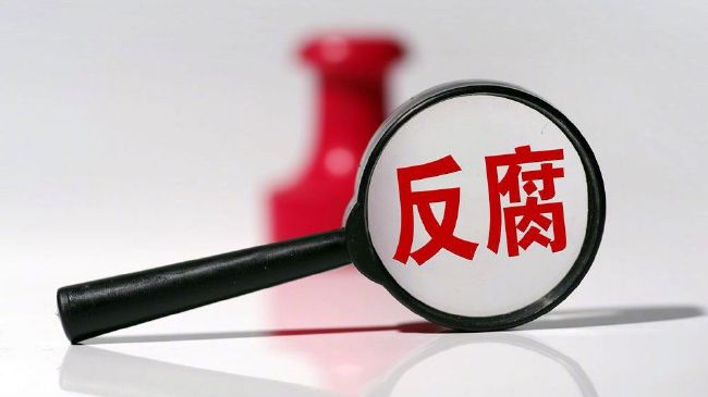 此外，这部电影版《绝命毒师》将先在奈飞公司的流媒体网络上点播，随后才会登陆老东家AMC，这样的播放计划，颇有些出乎人们的意料